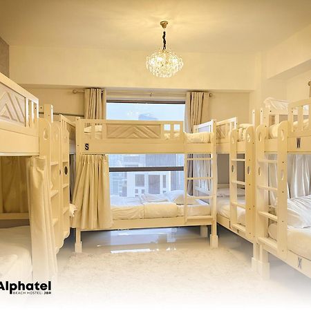 Alphatel Beach Hostel Jbr Dubai Exteriör bild