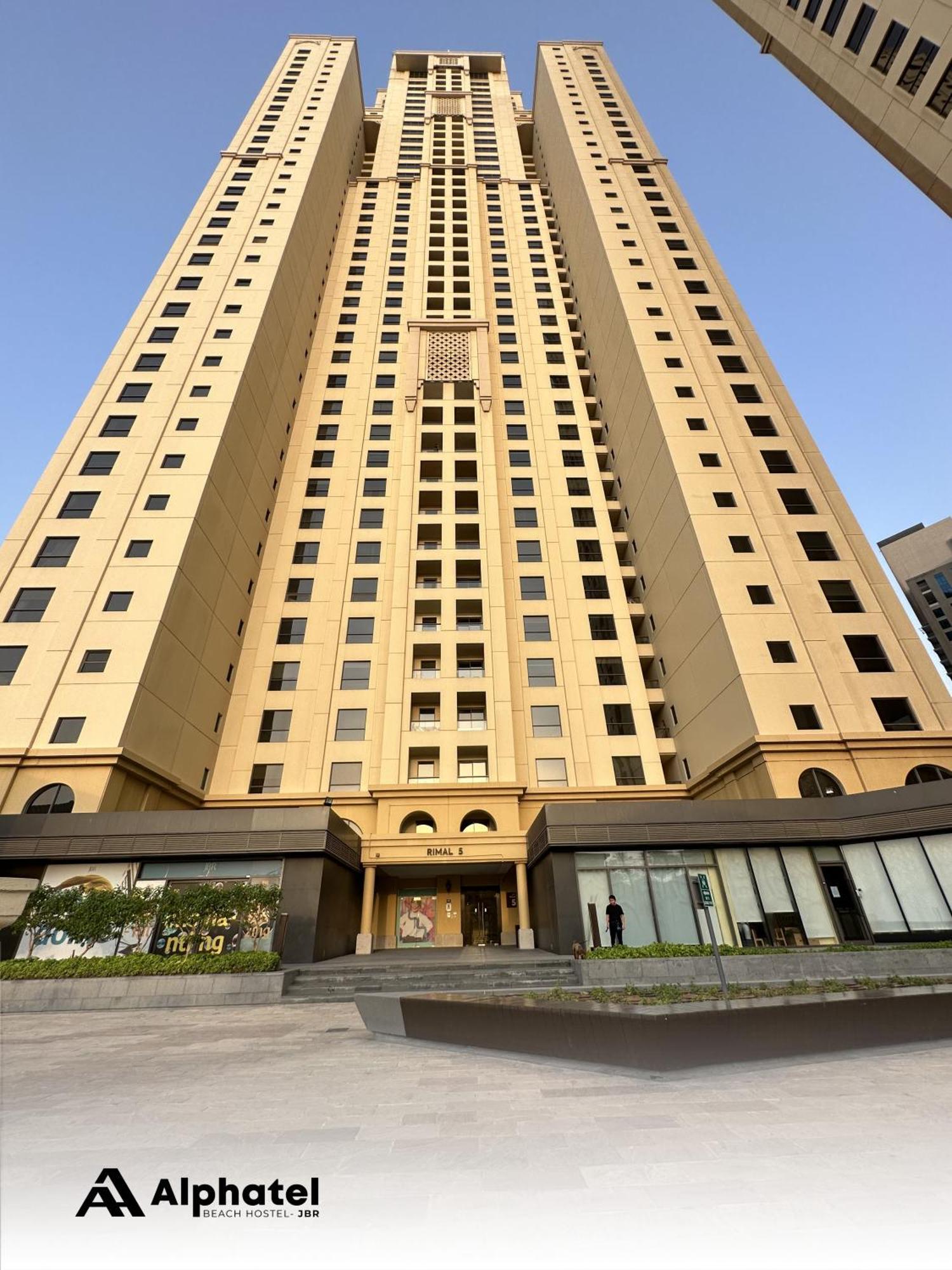 Alphatel Beach Hostel Jbr Dubai Exteriör bild