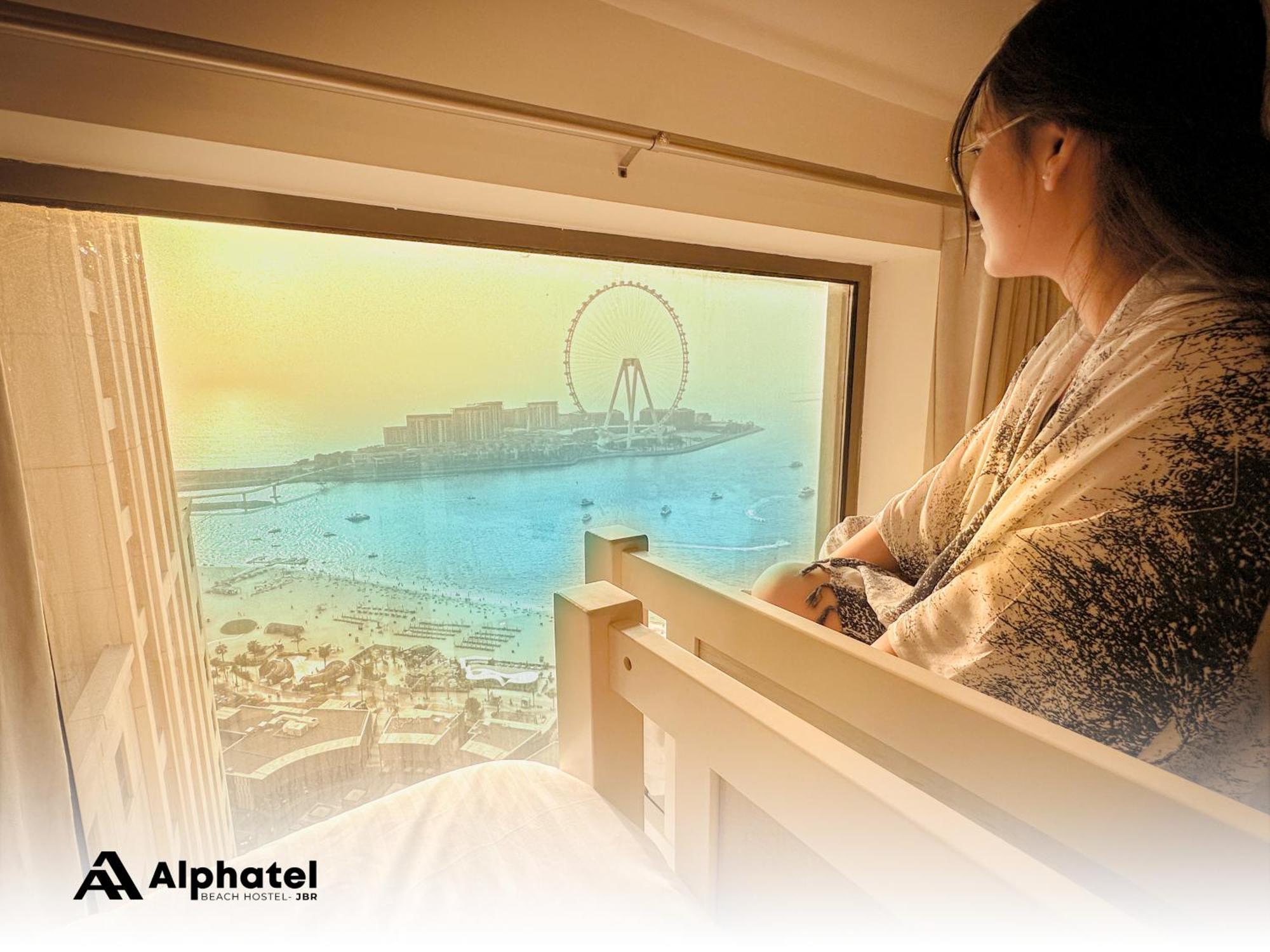 Alphatel Beach Hostel Jbr Dubai Exteriör bild